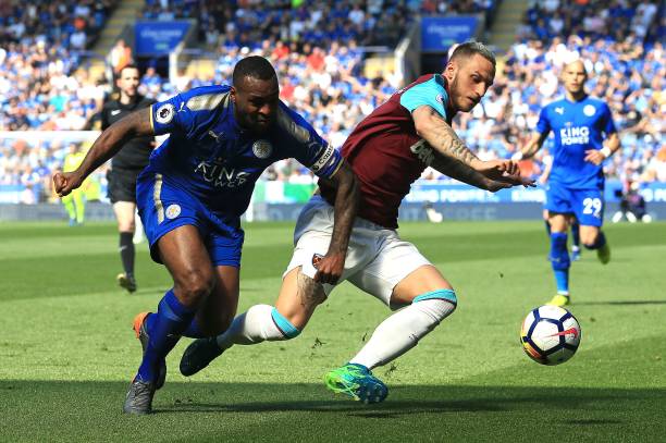 讓他在防守 讓他在防守